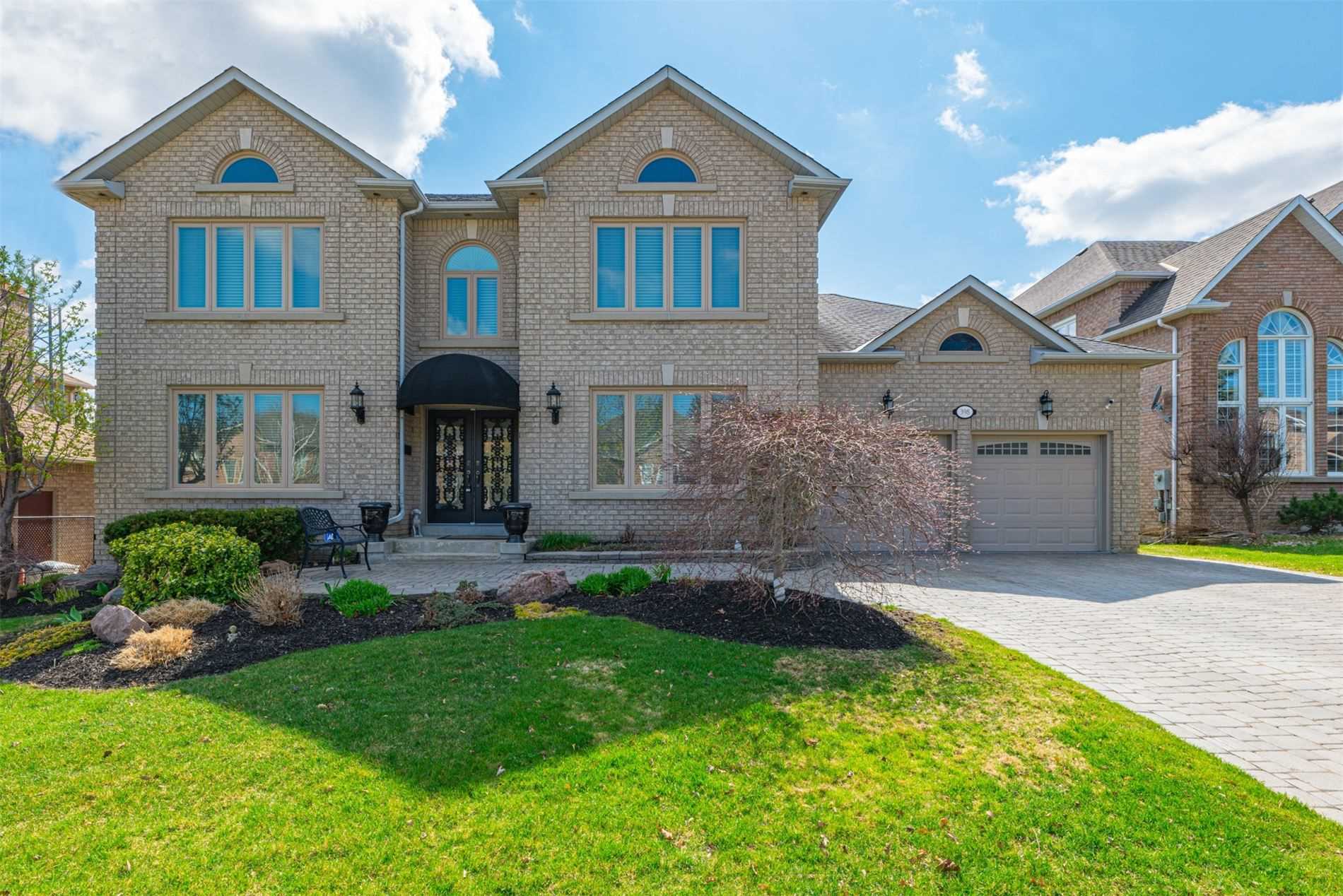 398 Vaughan Mills Rd, Vaughan Lino Arci Team